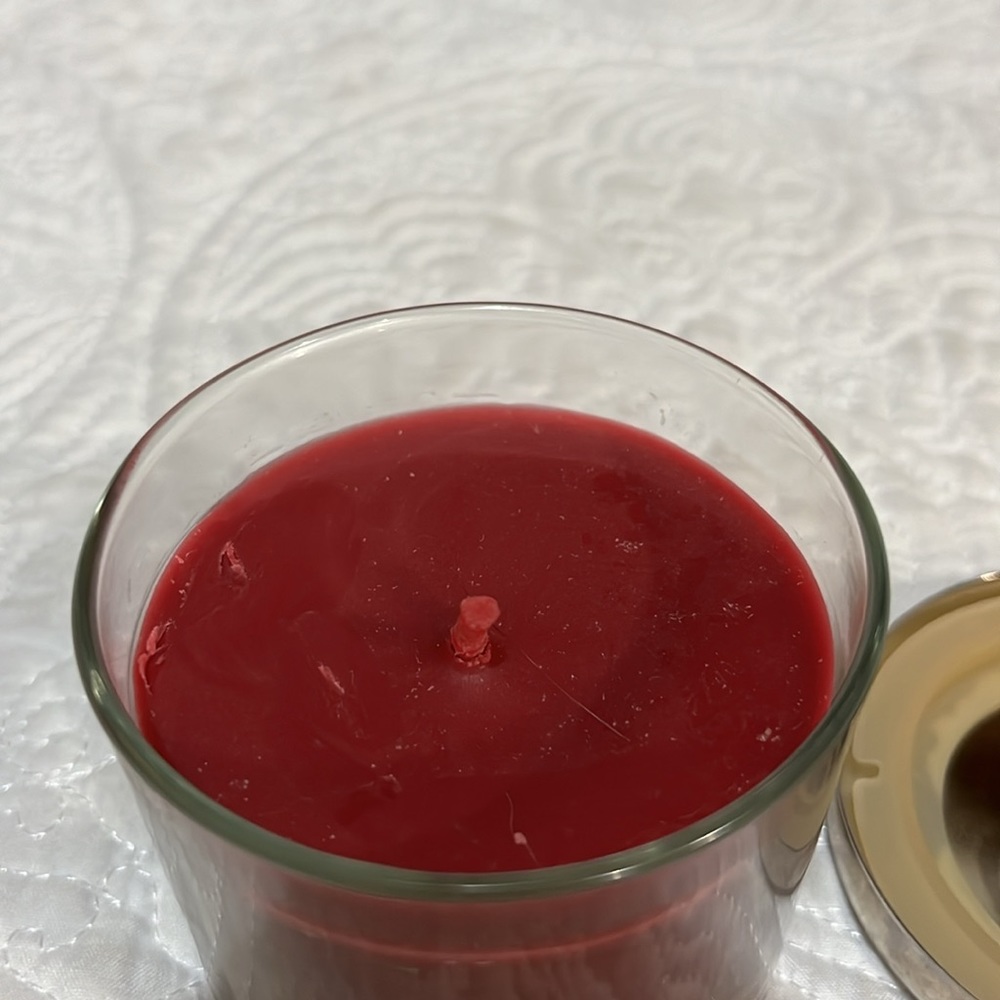BB&W frosted cranberry theee wick and‎ cranberry woods single wick candles, new - Picture 13 of 15